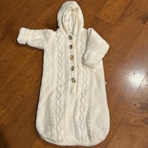 Baby Gap Newborn cable knit sweater 0-3 months sack bunting warm snowsuit